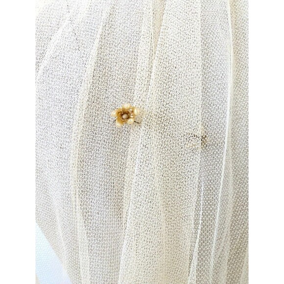 Antique to Vintage Wax Flowers Bridal Tiara and Veil with Orange Blossoms c.1930 - Picture 9 of 12